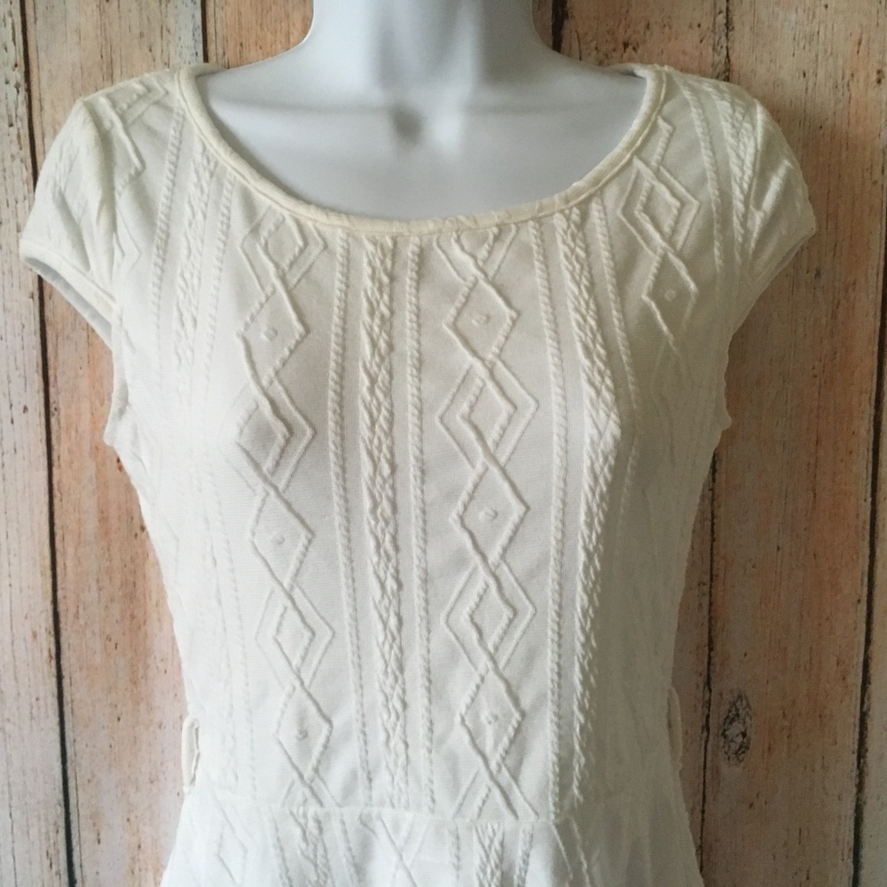 NWOT Easel Long White Capped Sleeves Dress